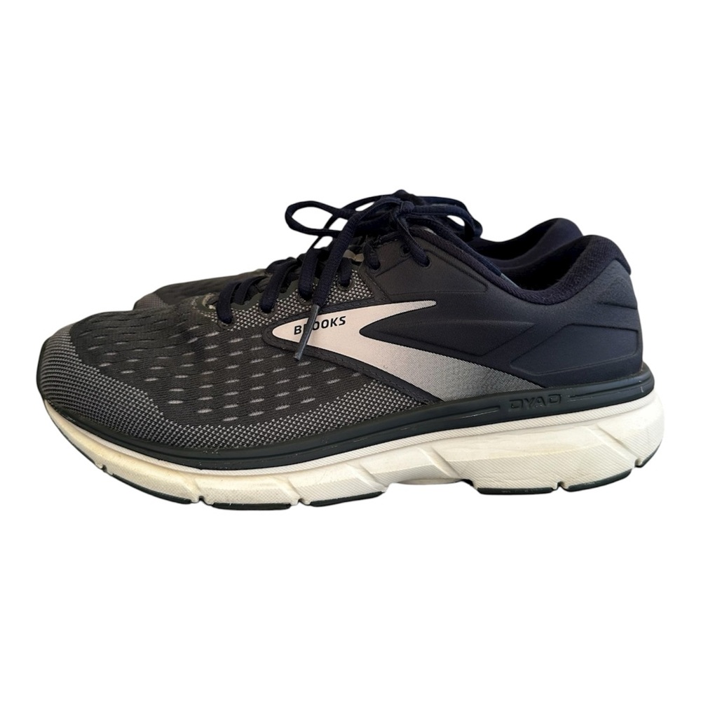 Brooks Dyad 11 Athletic Running Shoes Navy & Gray